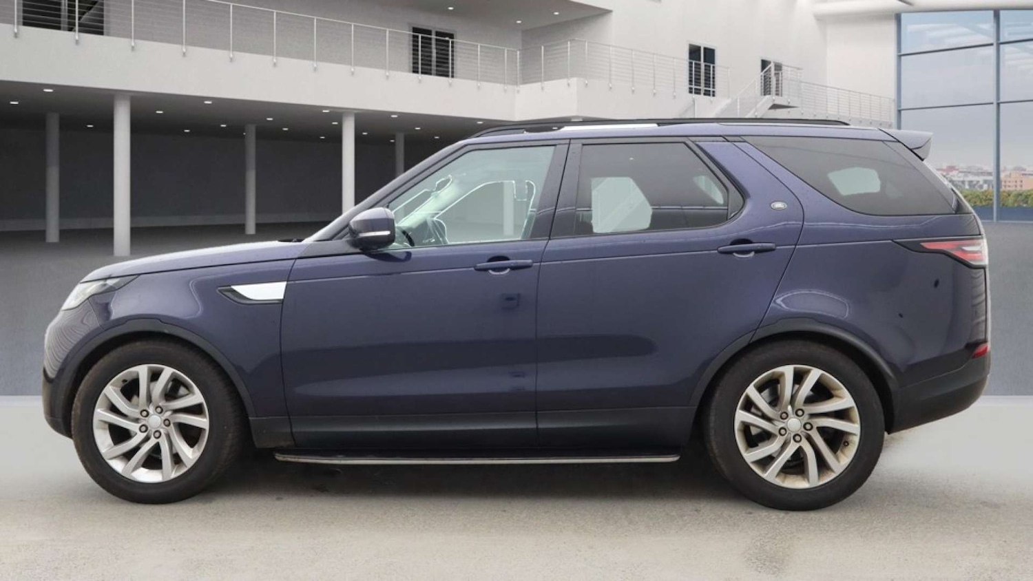 Used Land Rover Discovery 2017 for sale - 76527415: Photo 21