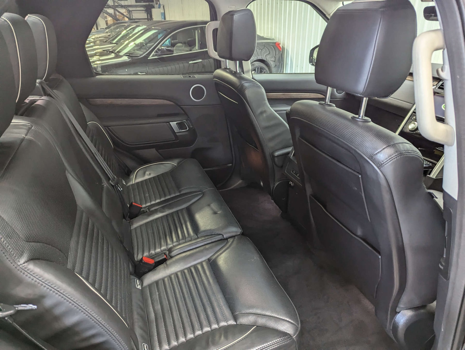 Used Land Rover Discovery 2017 for sale - 76527415: Photo 58