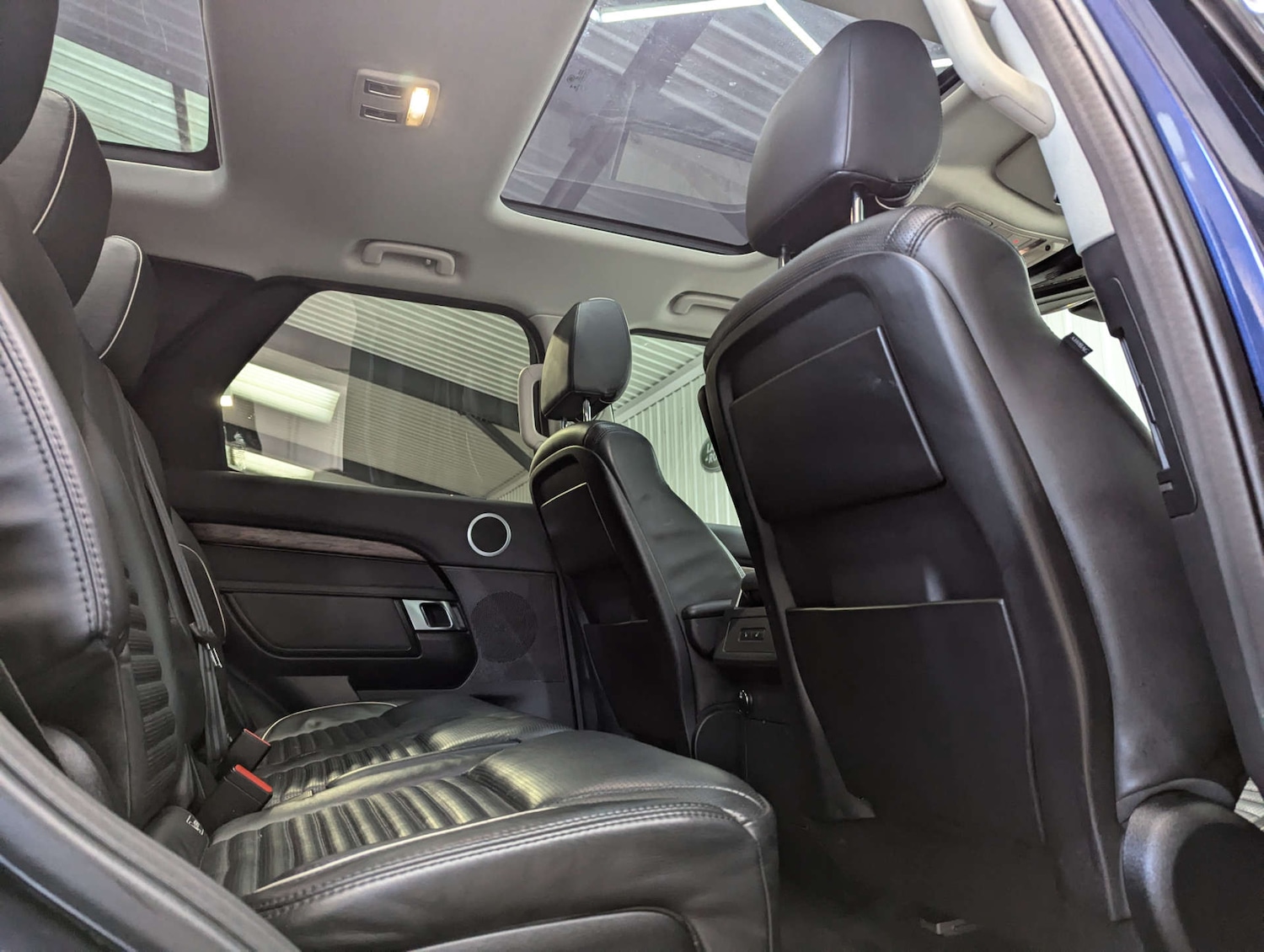 Used Land Rover Discovery 2017 for sale - 76527415: Photo 59