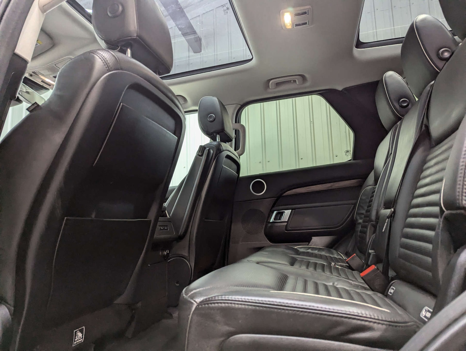 Used Land Rover Discovery 2017 for sale - 76527415: Photo 65