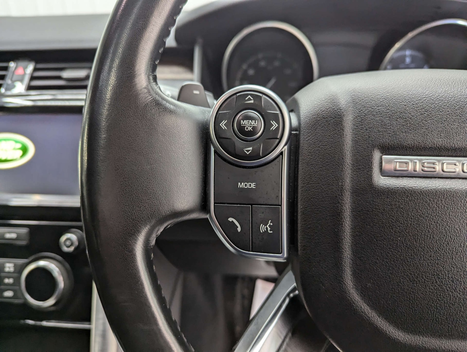 Used Land Rover Discovery 2017 for sale - 76527415: Photo 75