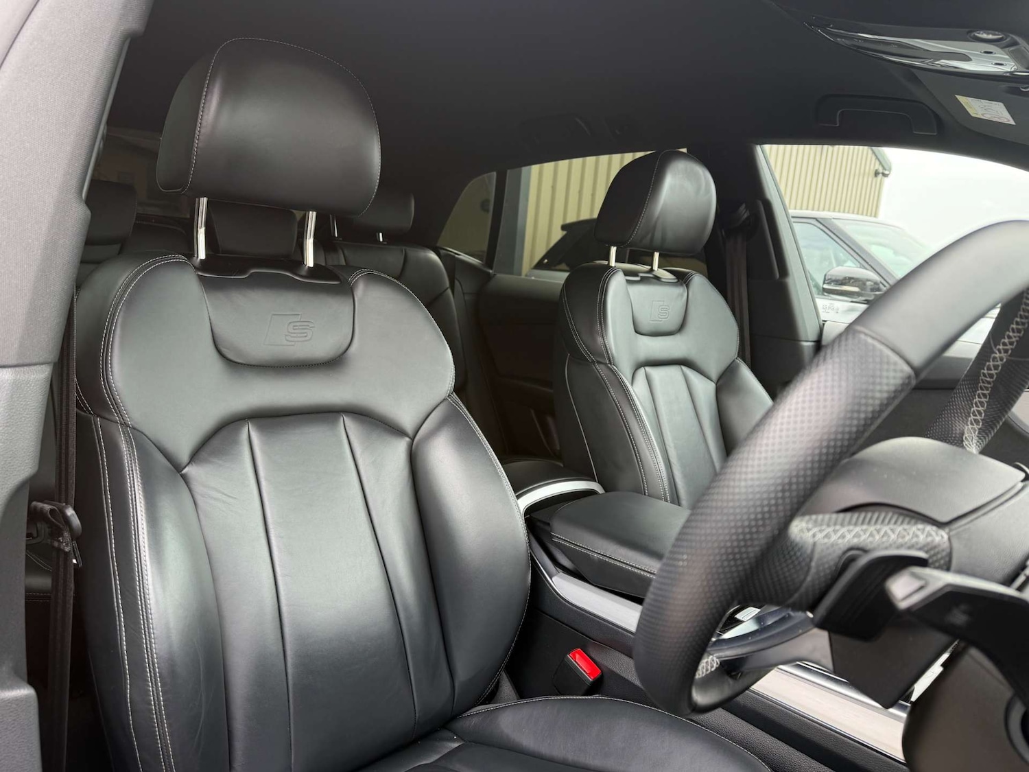 Used Audi Q8 2022 for sale - 77979858: Photo 7