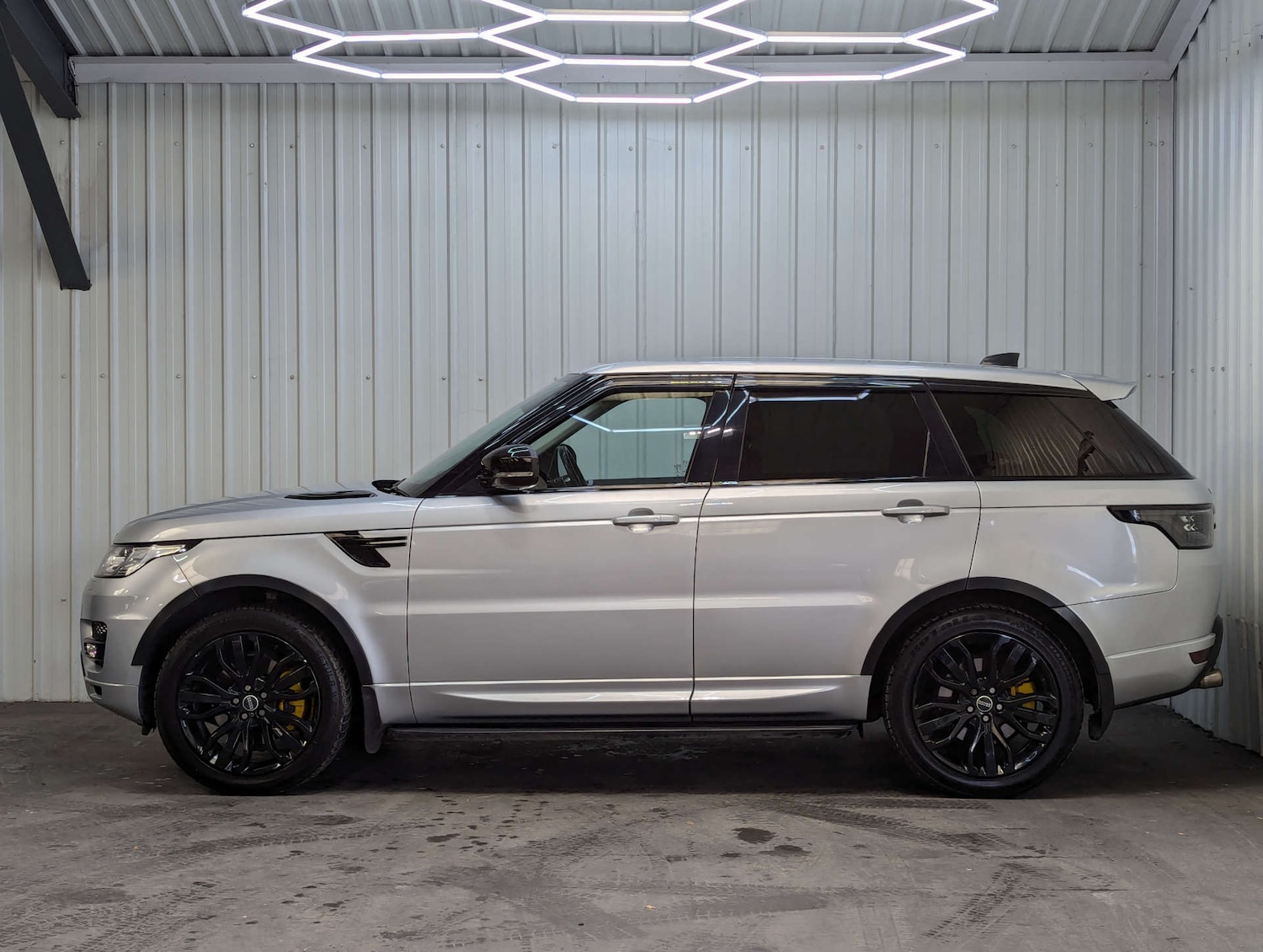 Used Land Rover Range Rover Sport 2017 for sale - 76600617: Photo 15