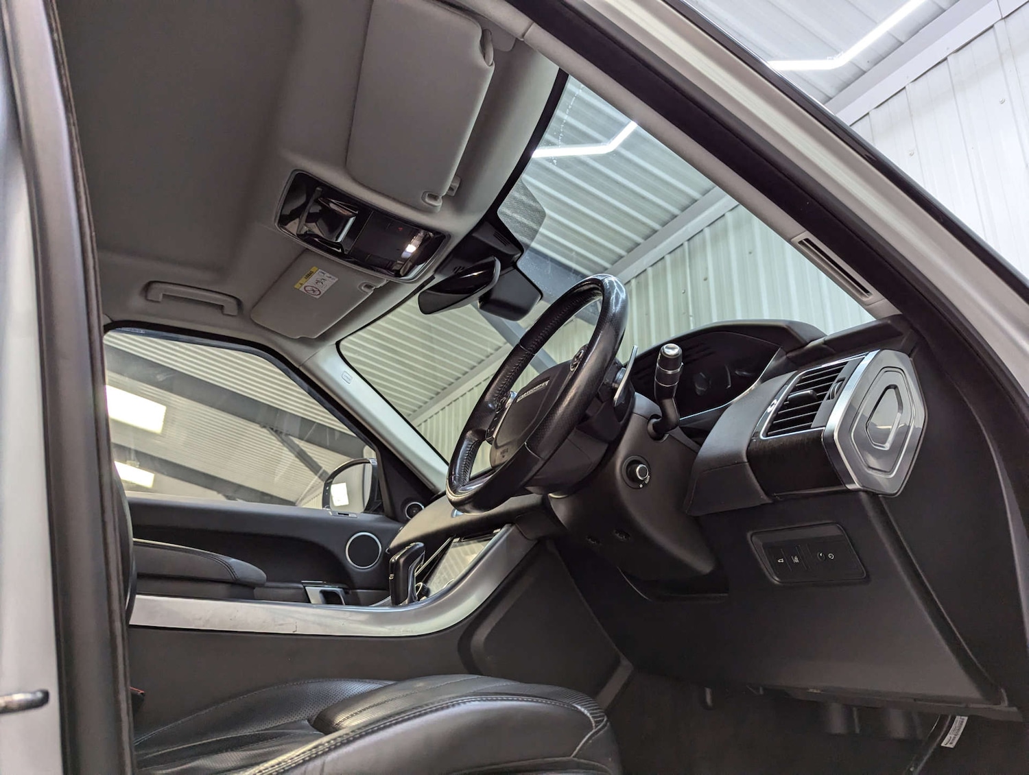 Used Land Rover Range Rover Sport 2017 for sale - 76600617: Photo 49