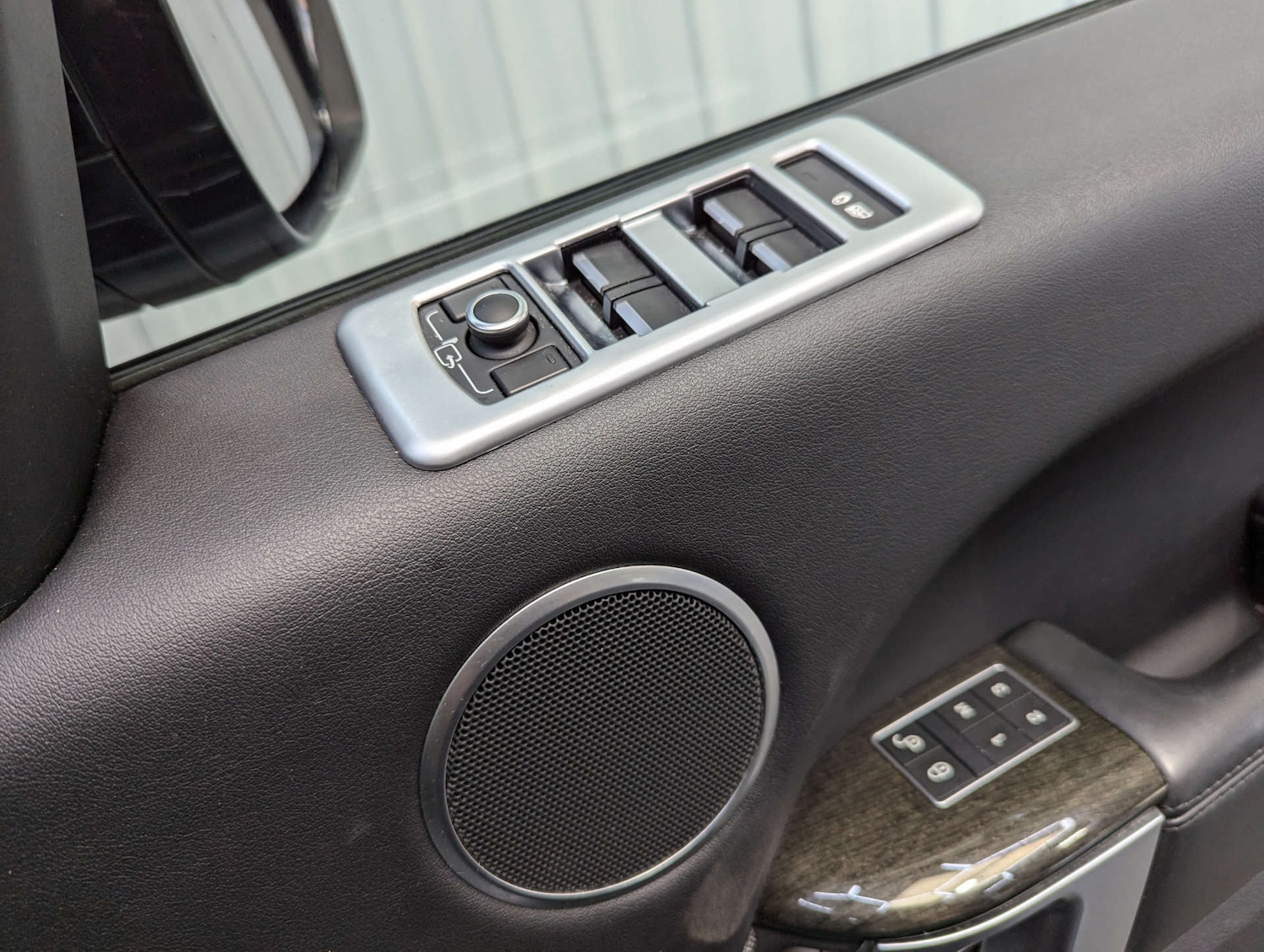 Used Land Rover Range Rover Sport 2017 for sale - 76600617: Photo 78