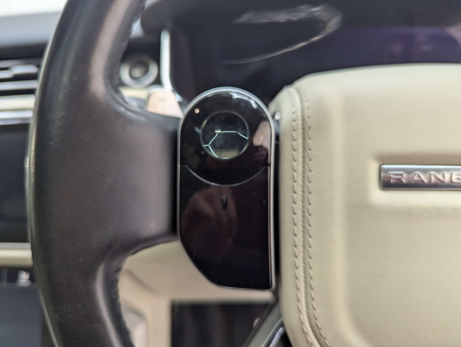 Used Land Rover Range Rover 2019 for sale - 77483773: Photo 75