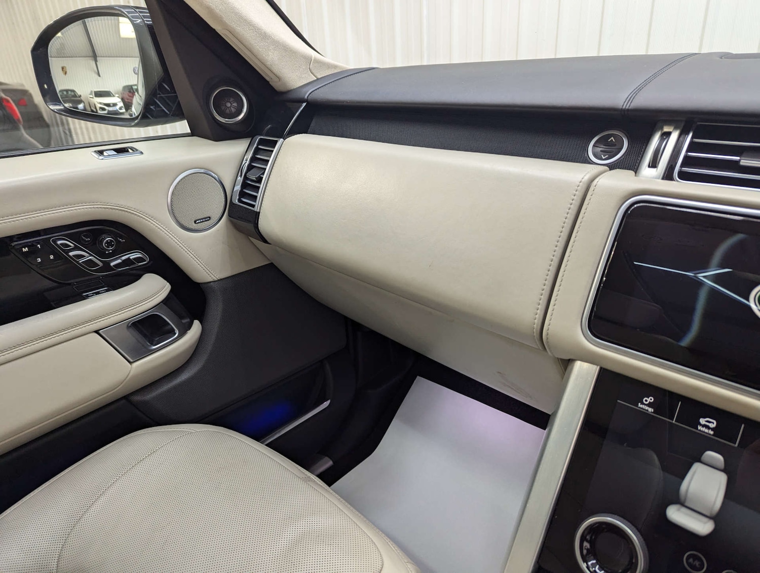 Used Land Rover Range Rover 2019 for sale - 77483773: Photo 85