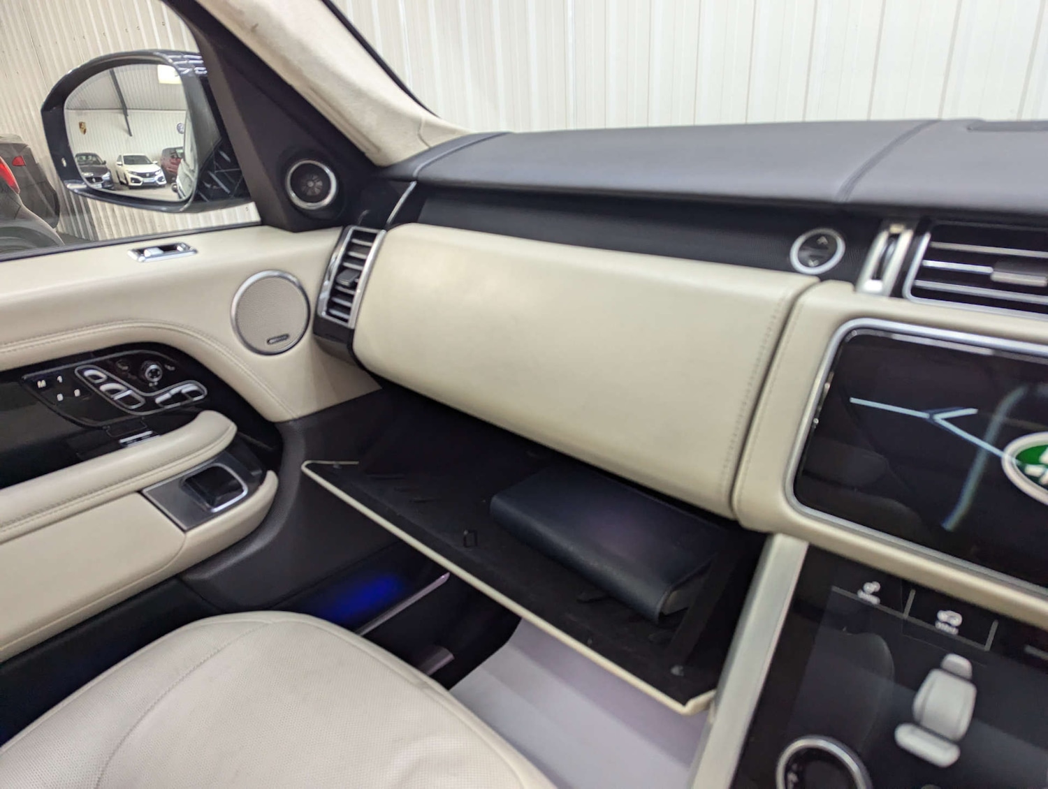 Used Land Rover Range Rover 2019 for sale - 77483773: Photo 86