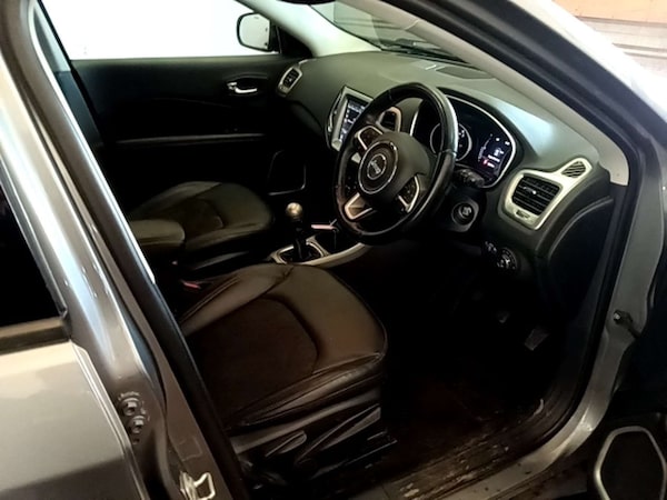 Used Jeep Compass 2018 for sale - 76096896: Photo 4