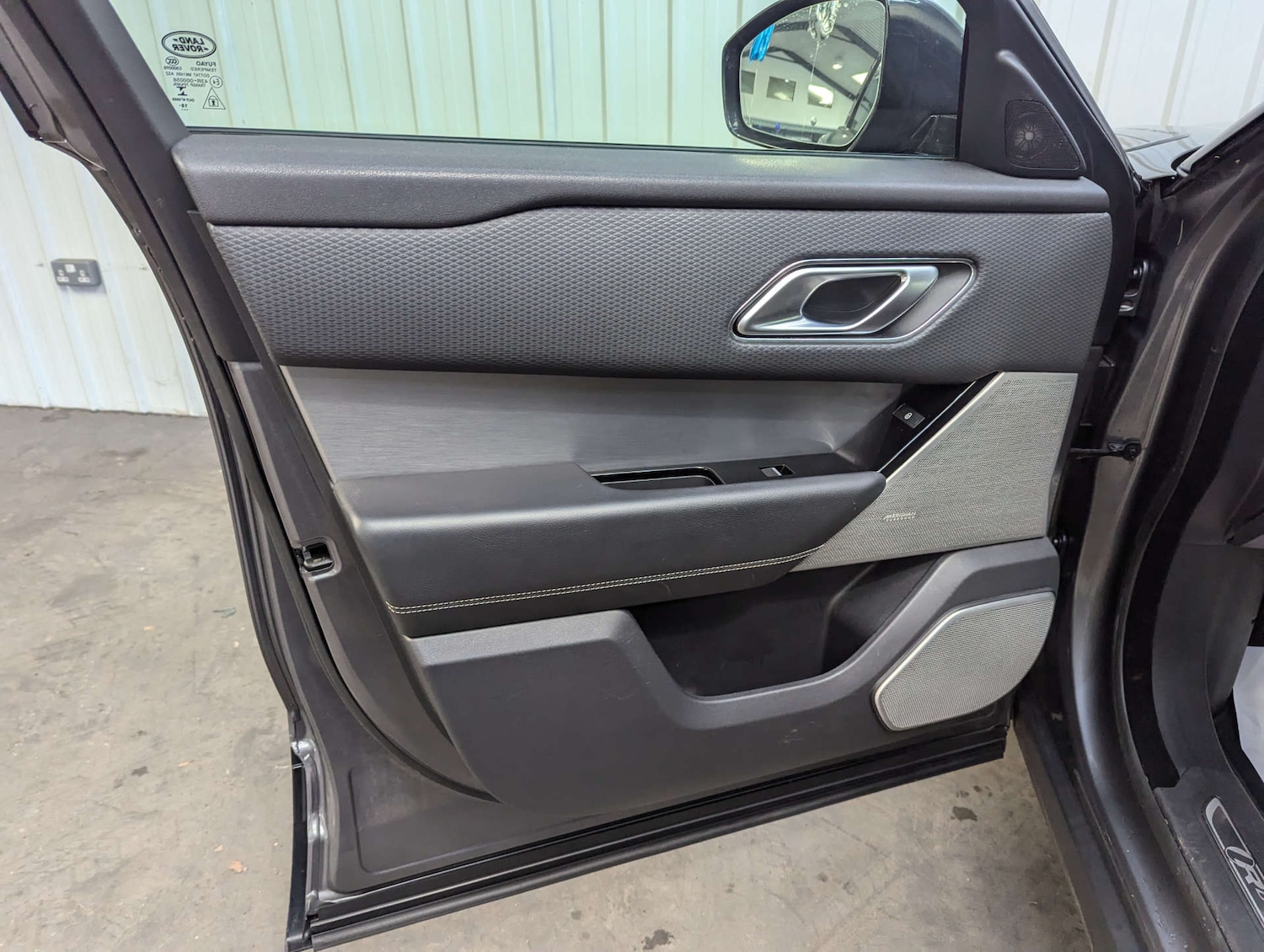 Used Land Rover Range Rover Velar 2019 for sale - 77984287: Photo 58