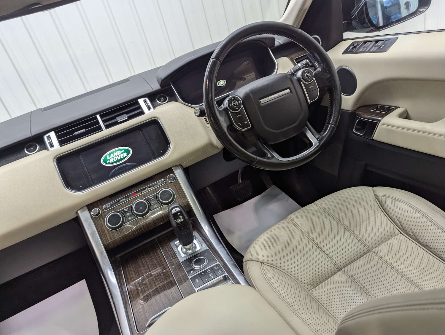 Used Land Rover Range Rover Sport 2014 for sale - 76834612: Photo 46