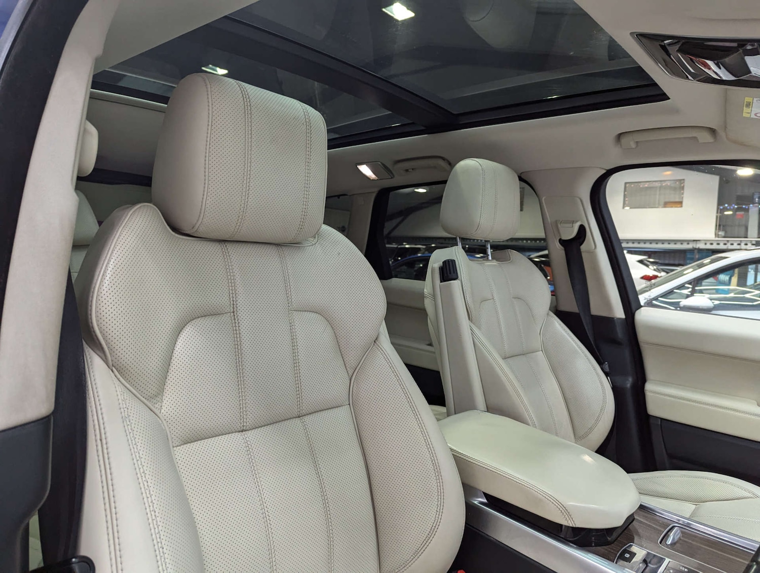 Used Land Rover Range Rover Sport 2014 for sale - 76834612: Photo 50