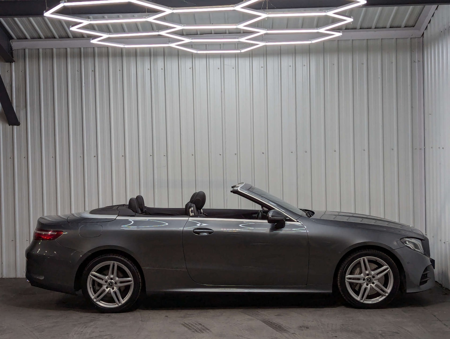 Used Mercedes-Benz E Class 2018 for sale - 76595229: Photo 14