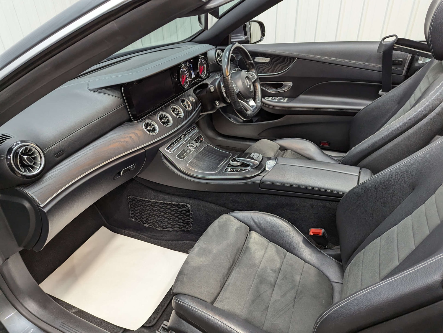 Used Mercedes-Benz E Class 2018 for sale - 76595229: Photo 54