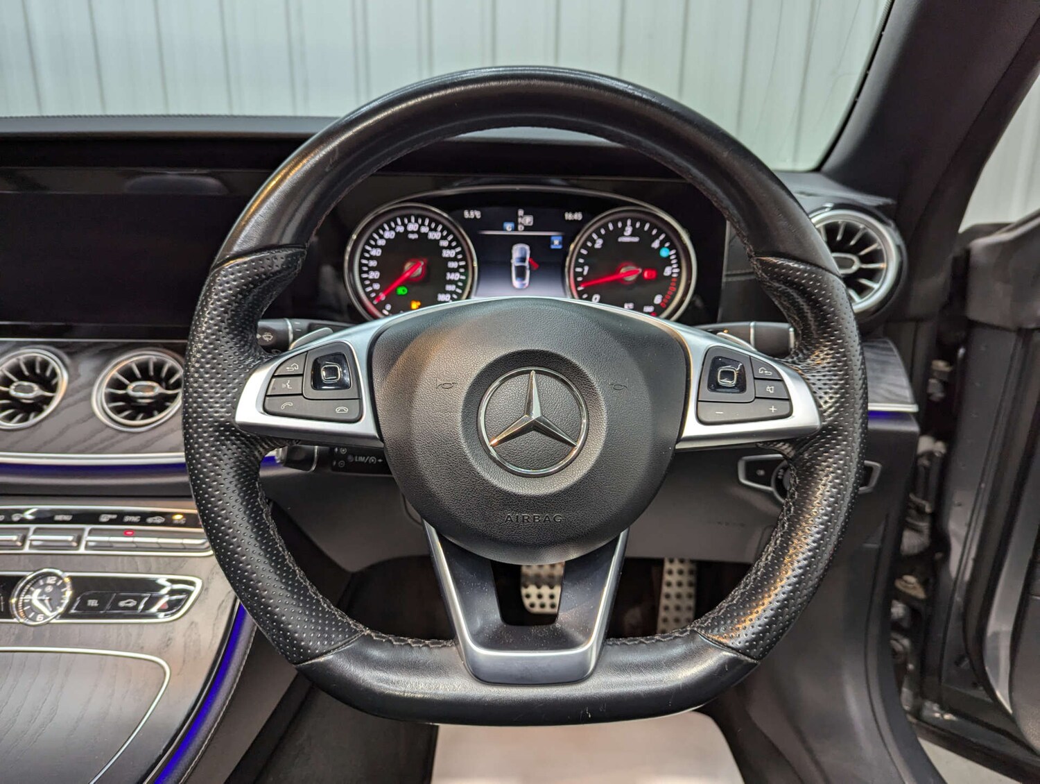 Used Mercedes-Benz E Class 2018 for sale - 76595229: Photo 69