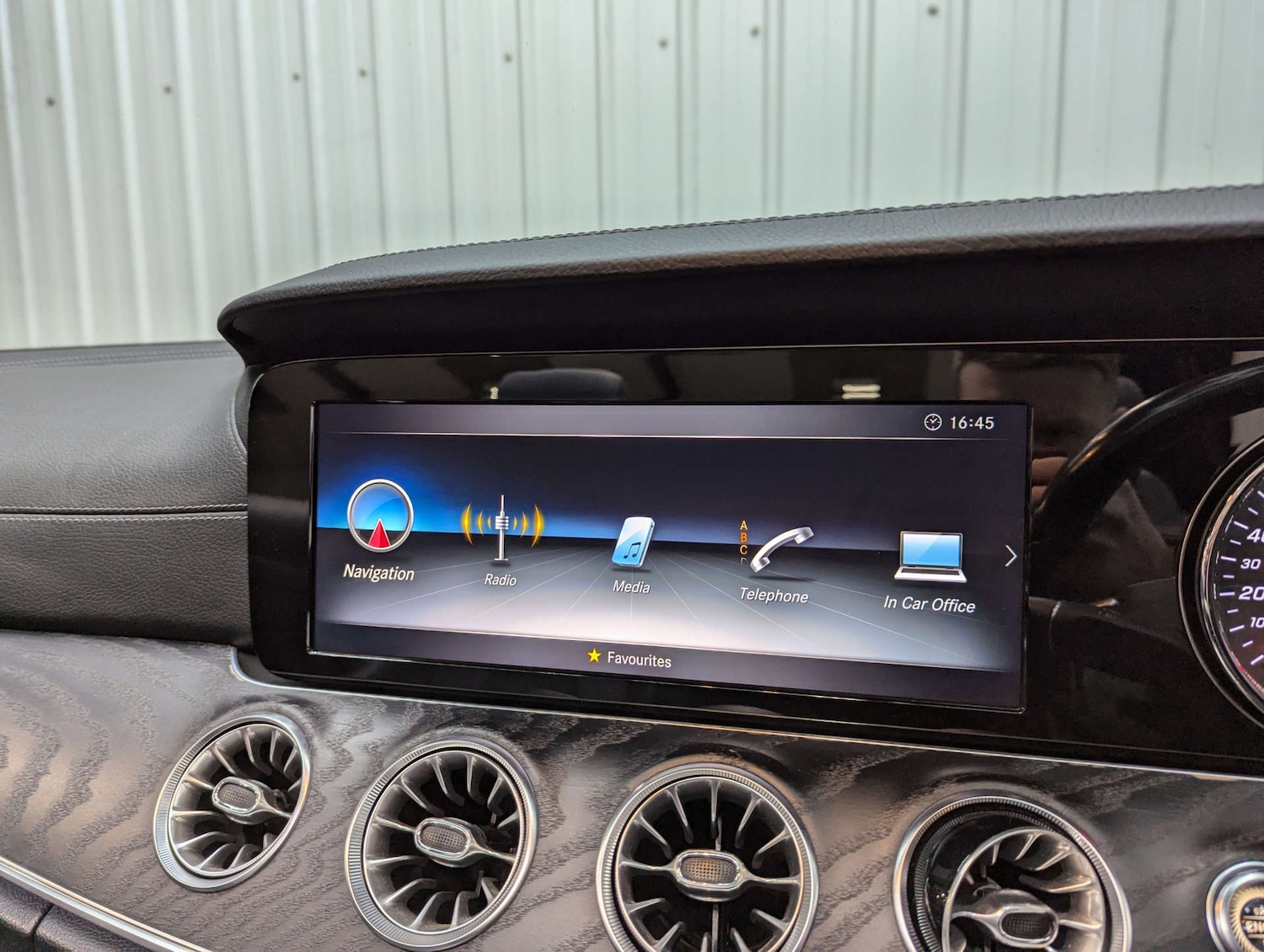 Used Mercedes-Benz E Class 2018 for sale - 76595229: Photo 84