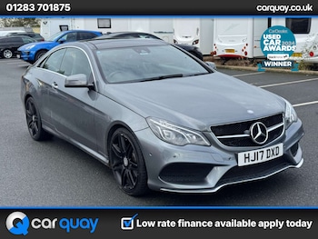 Used Mercedes-Benz E Class 2017 for sale - 76401877: Photo