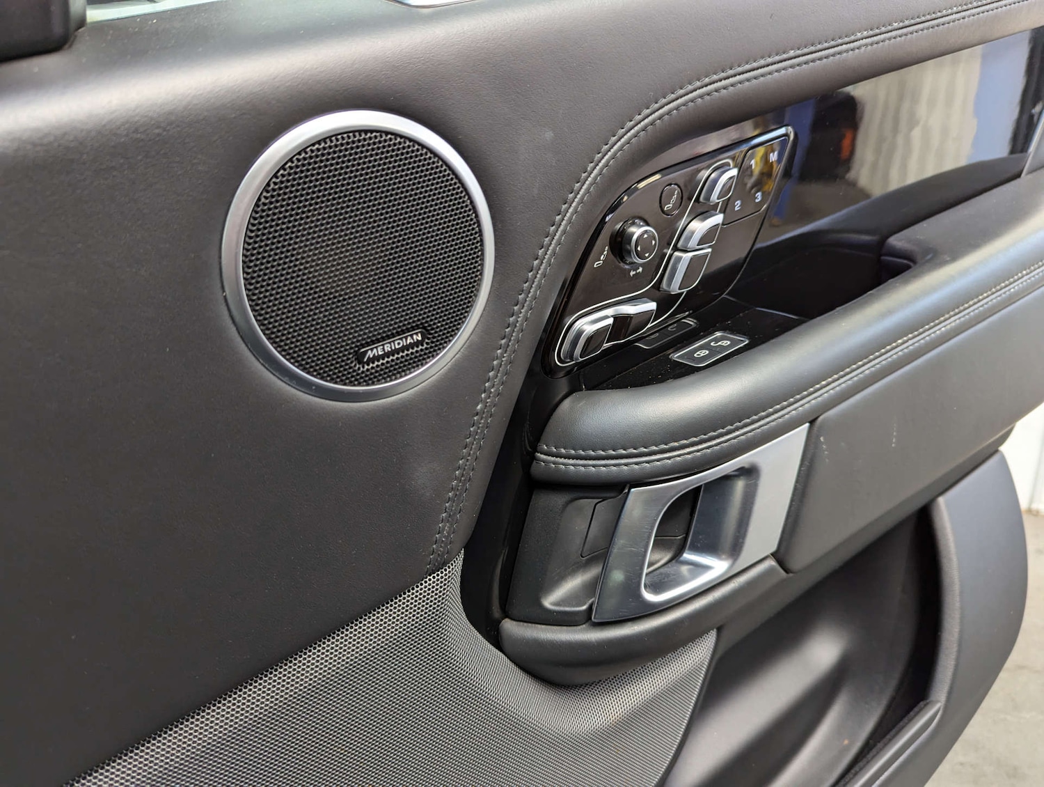 Used Land Rover Range Rover 2018 for sale - 76385787: Photo 77