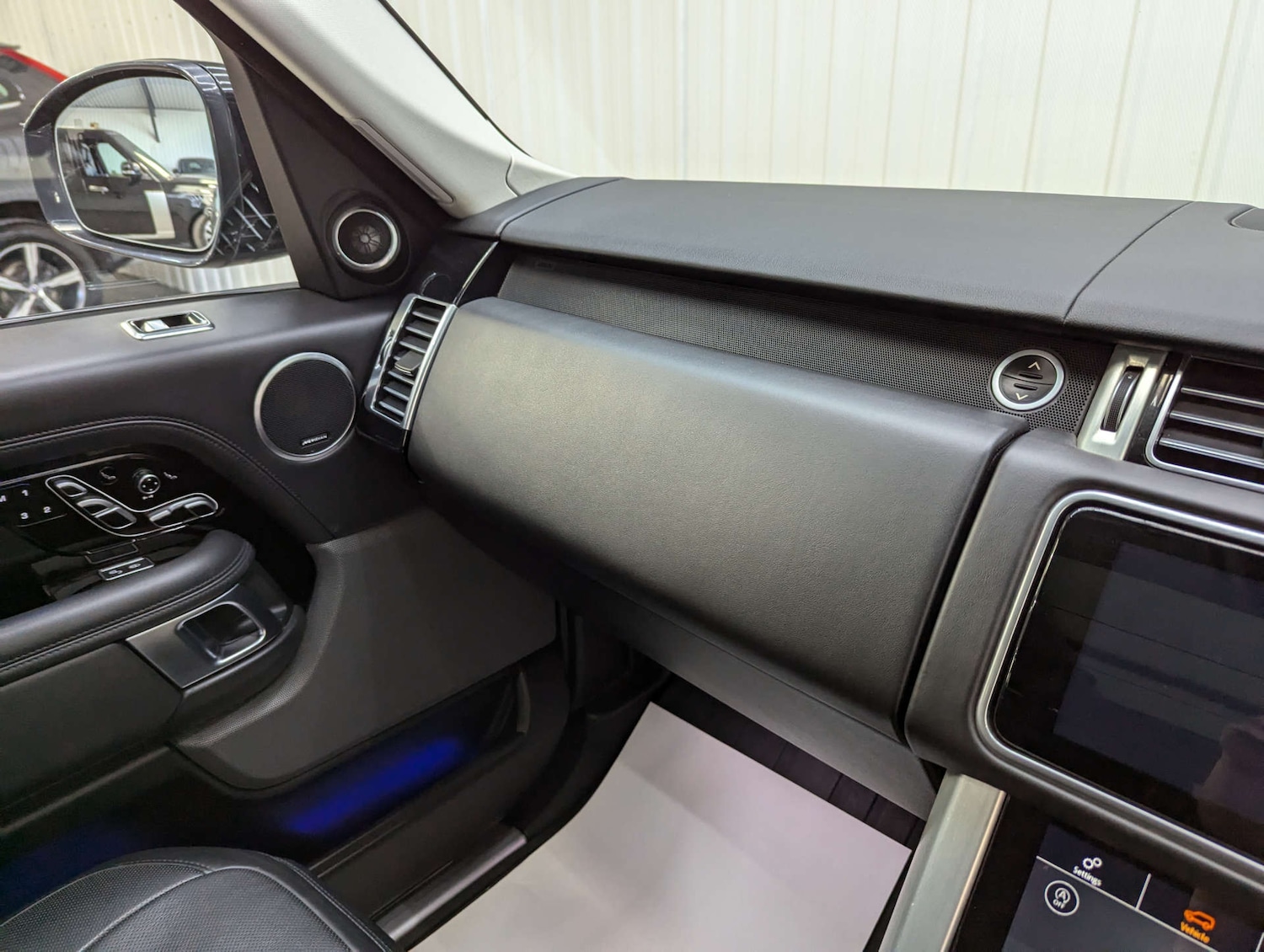 Used Land Rover Range Rover 2018 for sale - 76385787: Photo 92