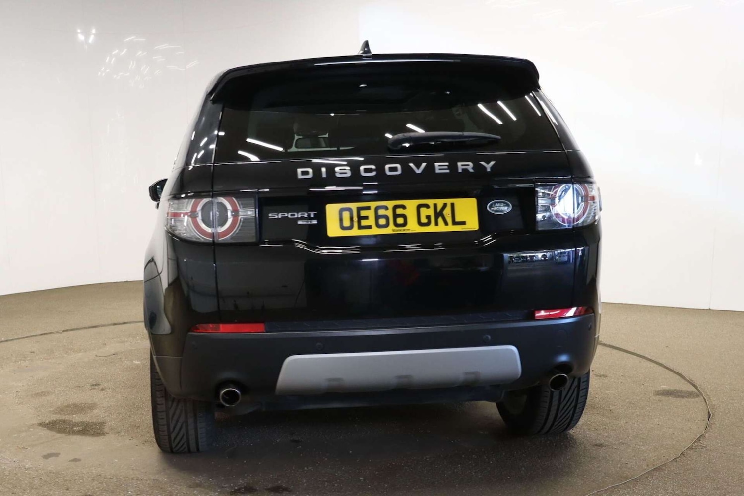 Used Land Rover Discovery Sport 2016 for sale - 76089429: Photo 11