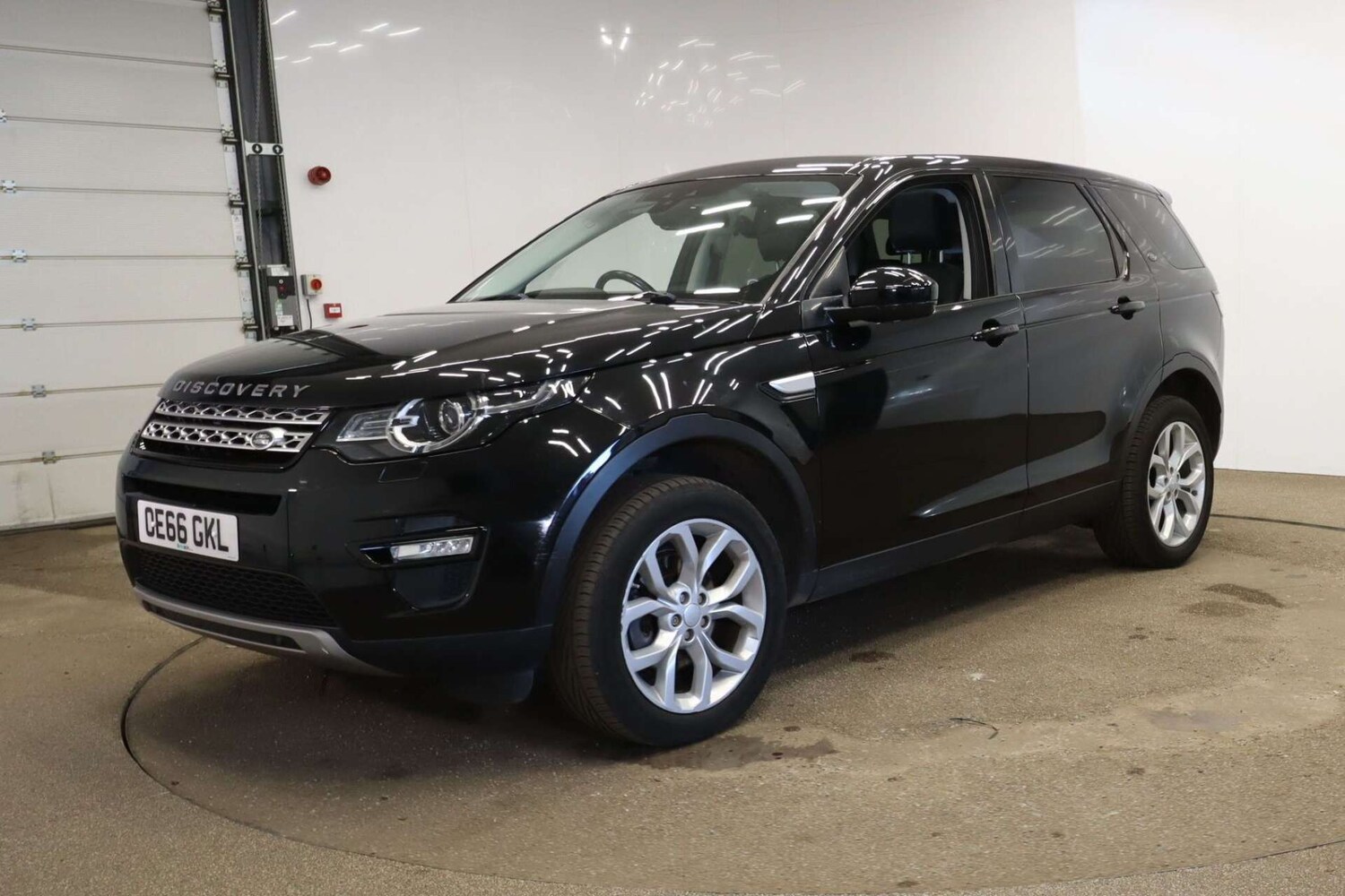 Used Land Rover Discovery Sport 2016 for sale - 76089429: Photo 19