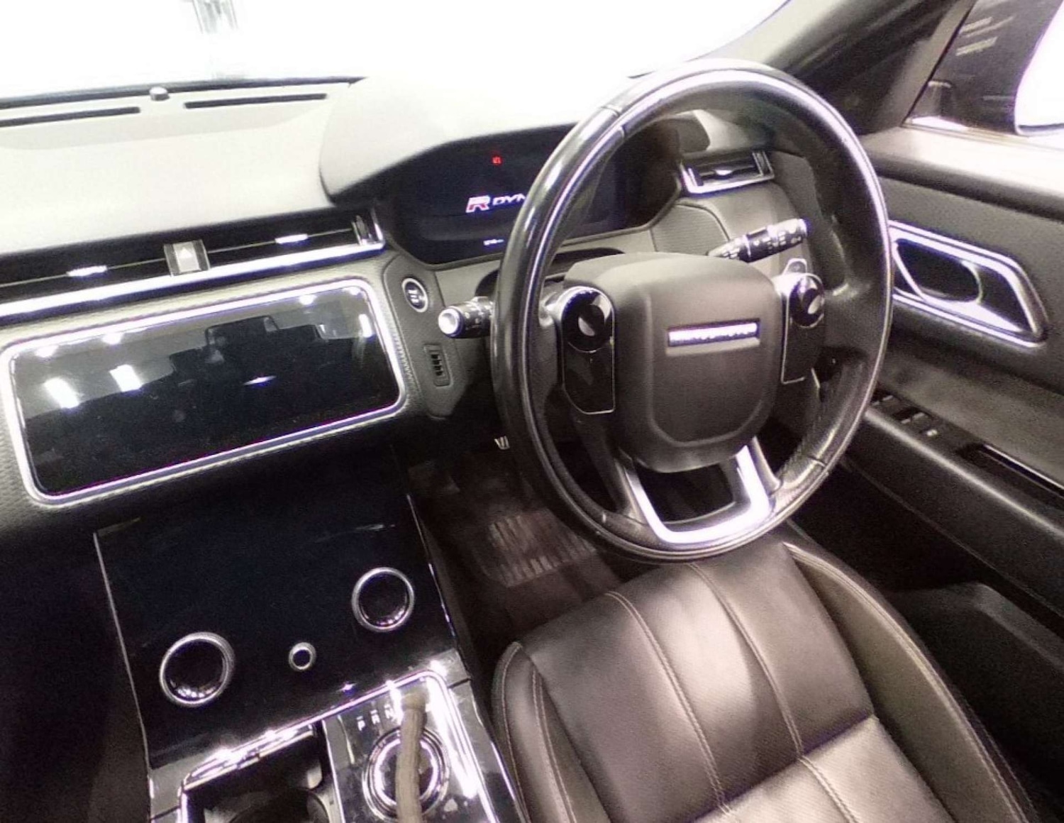 Used Land Rover Range Rover Velar 2019 for sale - 76830024: Photo 3