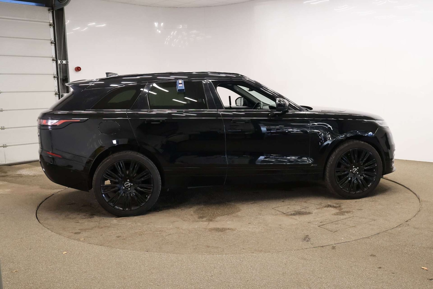 Used Land Rover Range Rover Velar 2019 for sale - 76830024: Photo 9