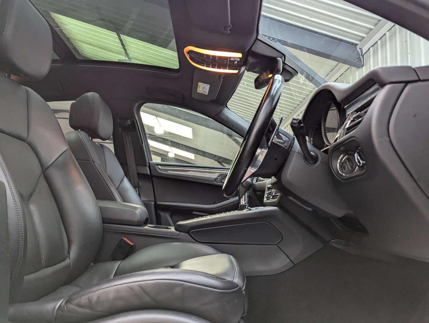 Used Porsche Macan 2019 for sale - 77100481: Photo 52