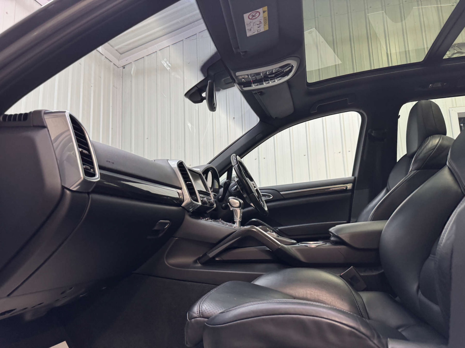Used Porsche Cayenne 2016 for sale - 76363818: Photo 57