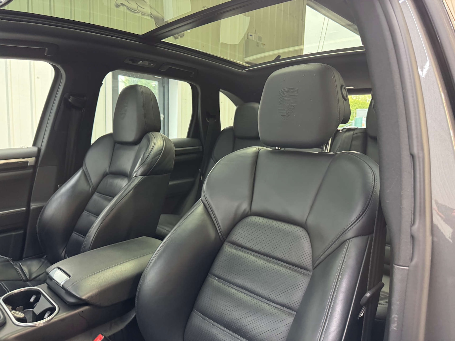 Used Porsche Cayenne 2016 for sale - 76363818: Photo 58
