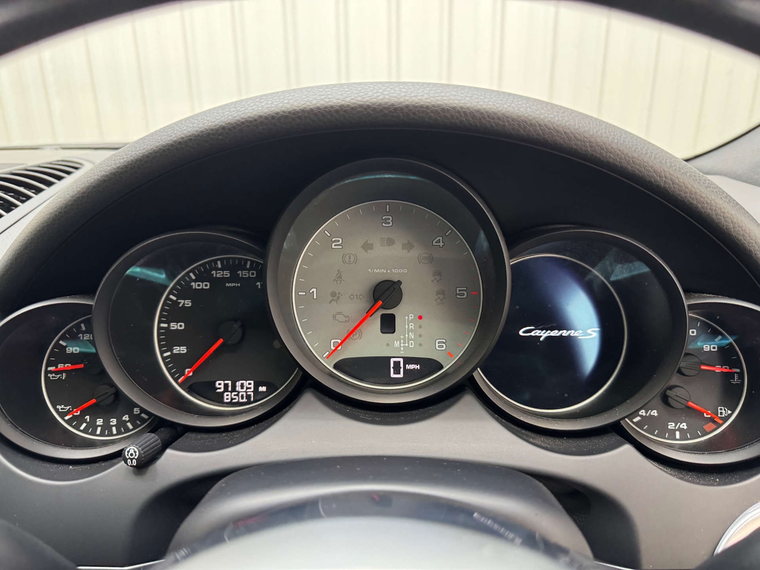 Used Porsche Cayenne 2016 for sale - 76363818: Photo 76