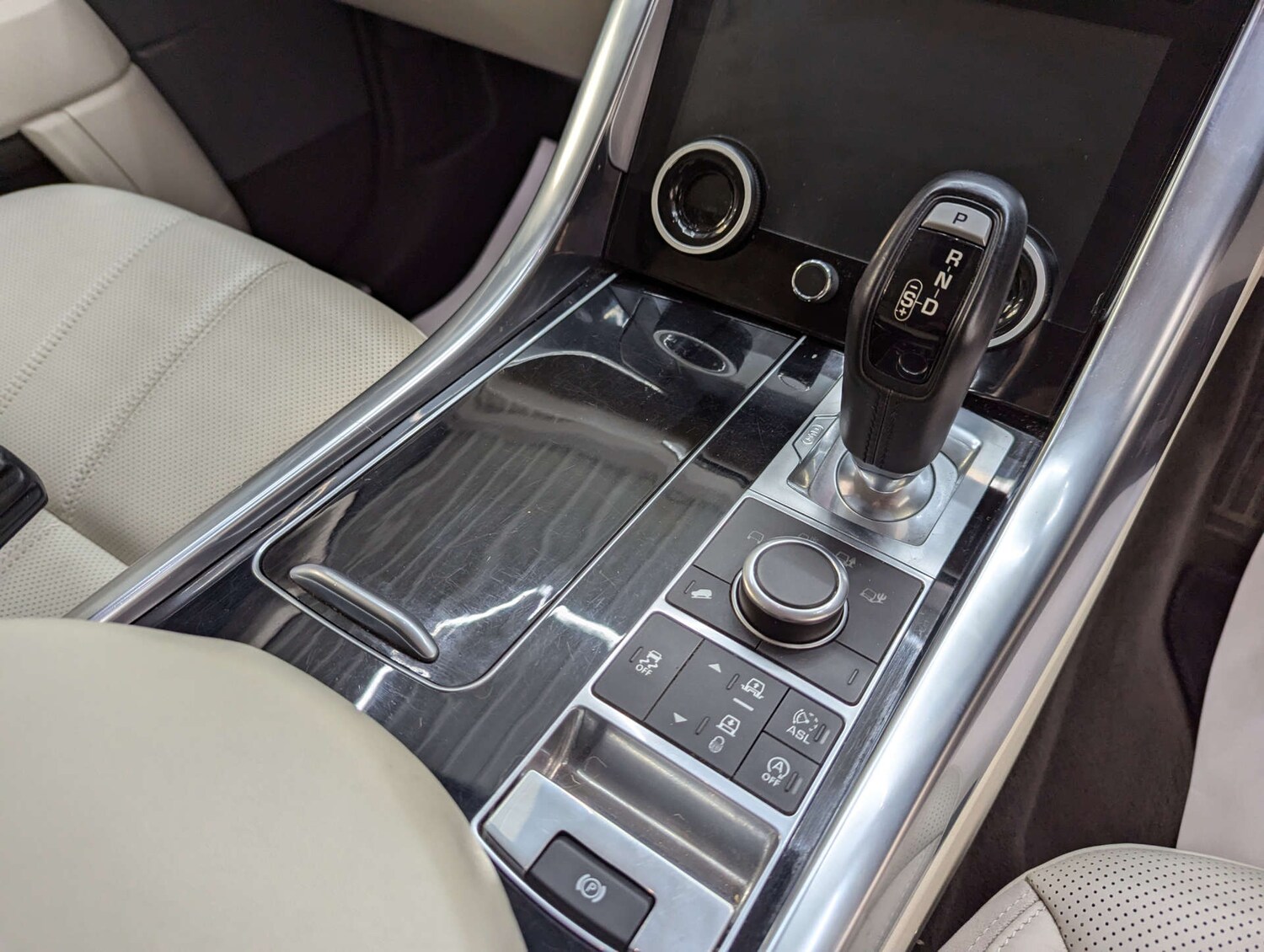 Used Land Rover Range Rover Sport 2016 for sale - 76829958: Photo 92