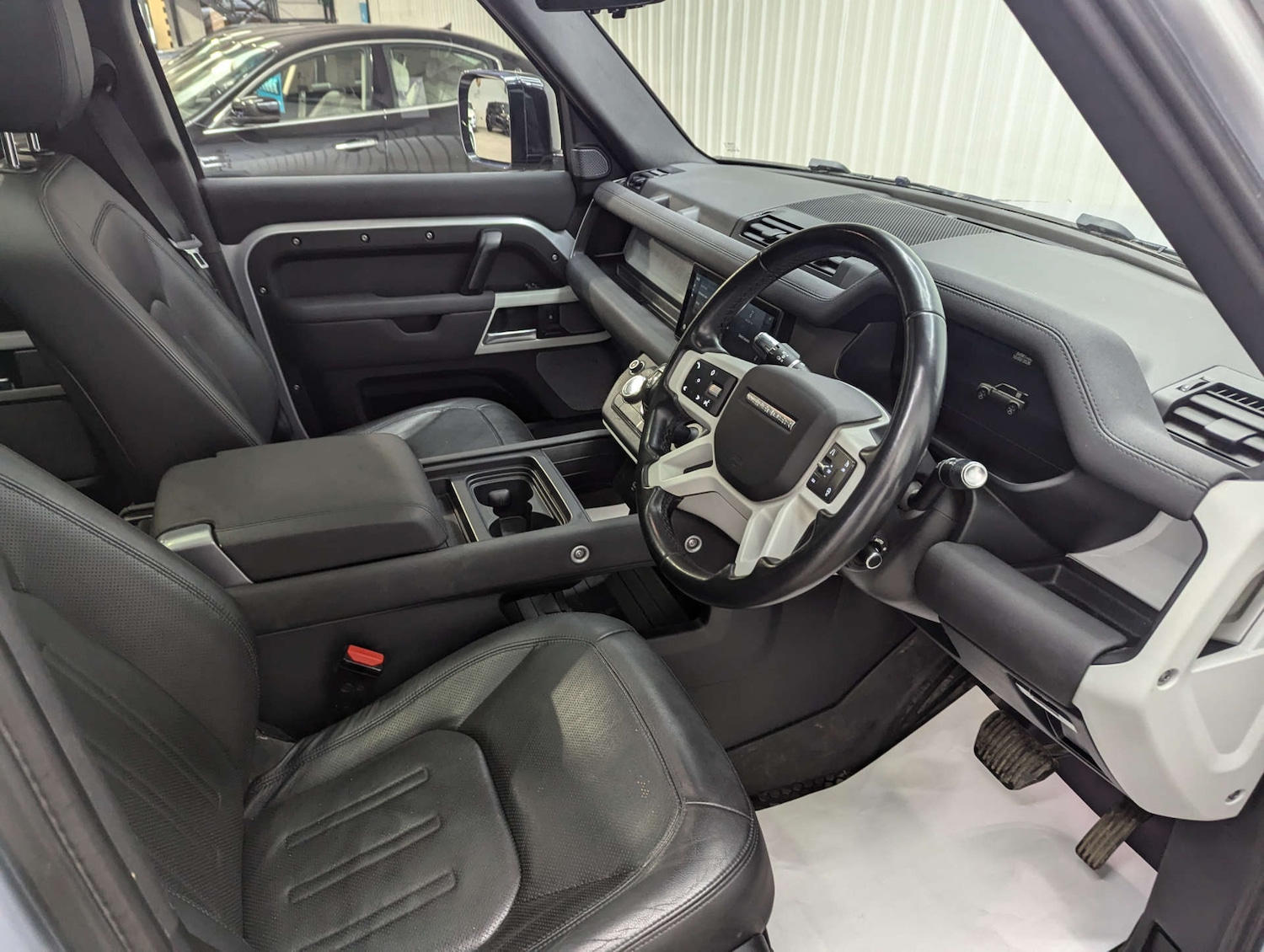 Used Land Rover Defender 2021 for sale - 78014263: Photo 50