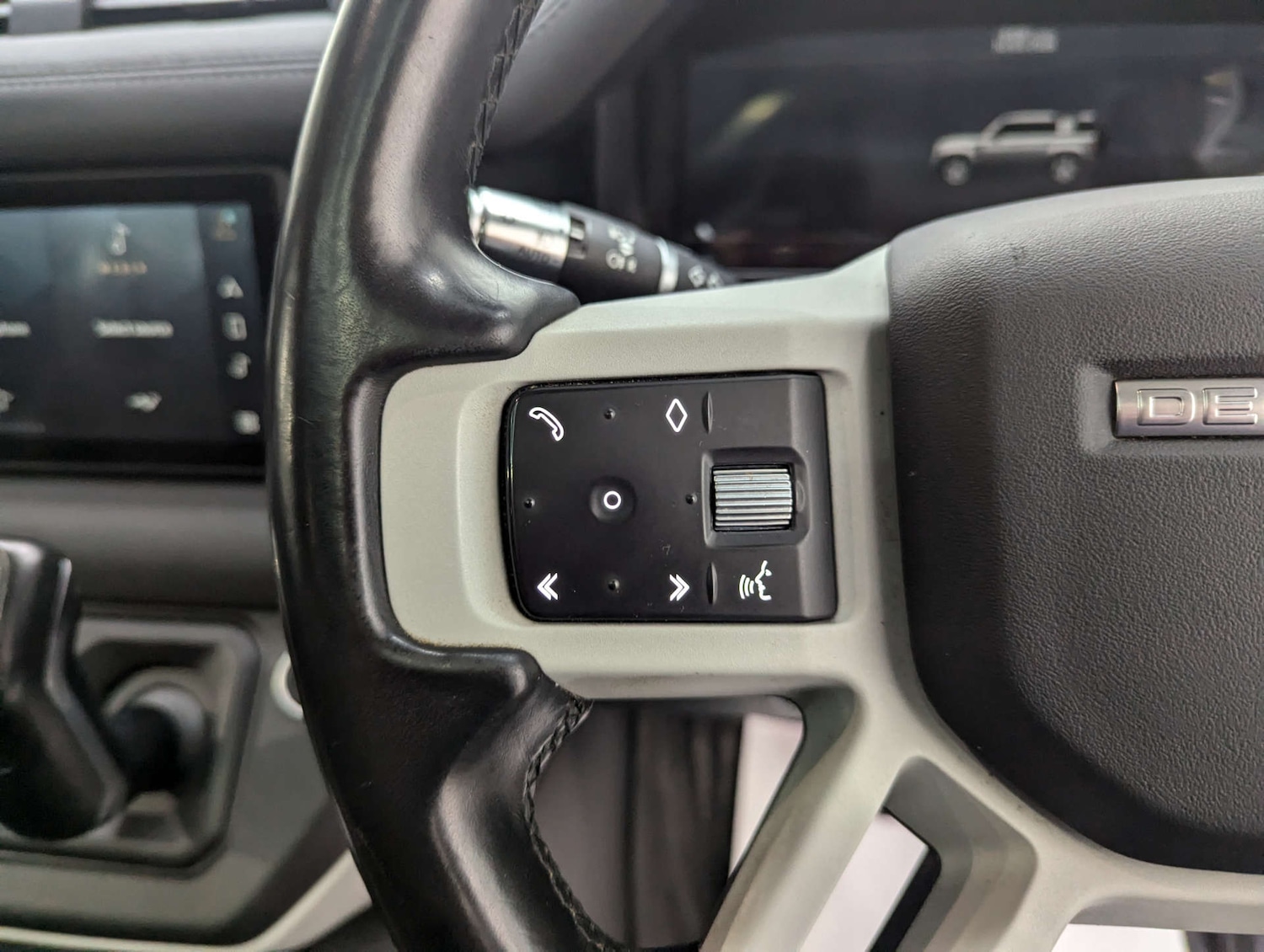 Used Land Rover Defender 2021 for sale - 78014263: Photo 74