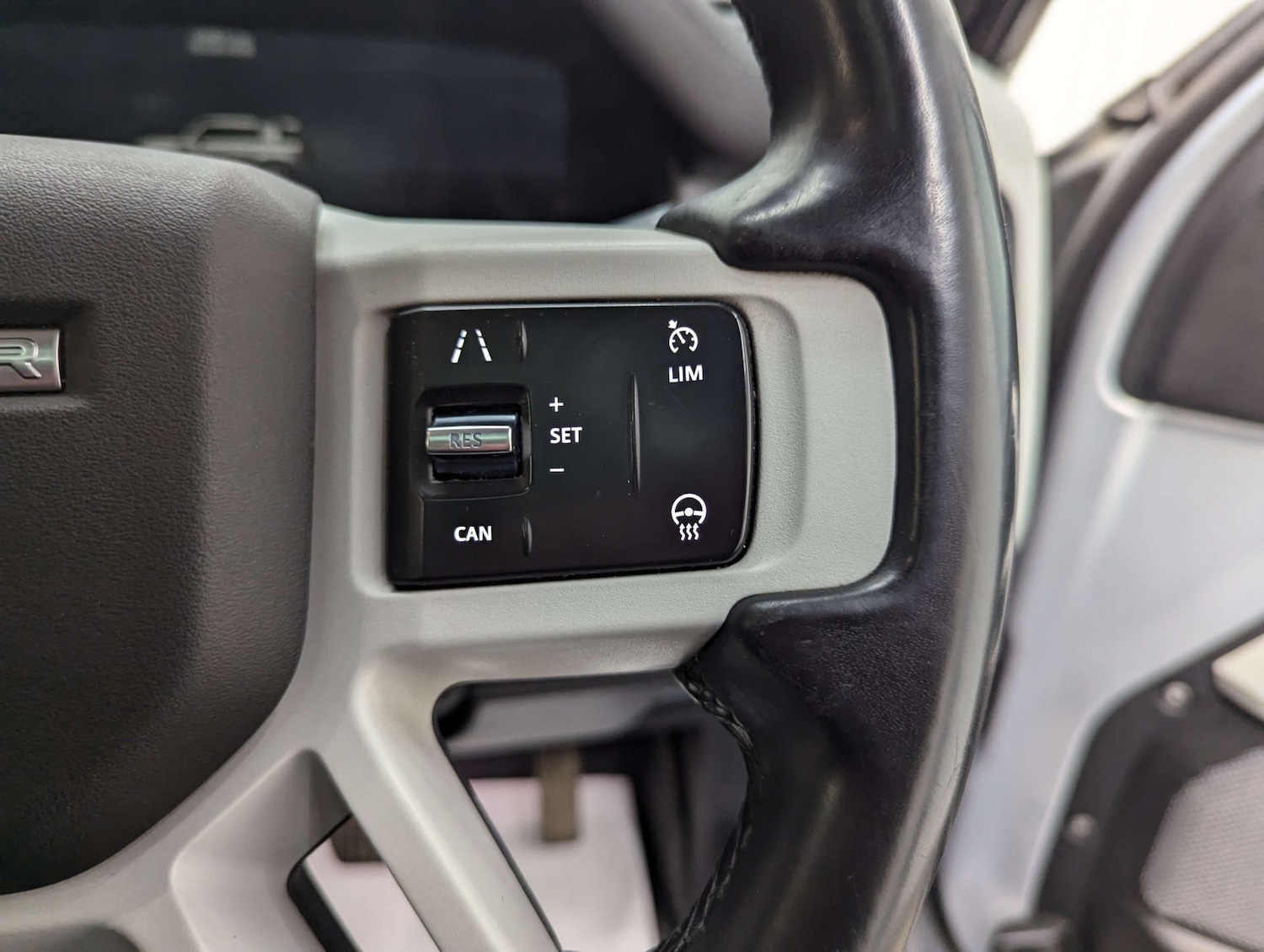 Used Land Rover Defender 2021 for sale - 78014263: Photo 77