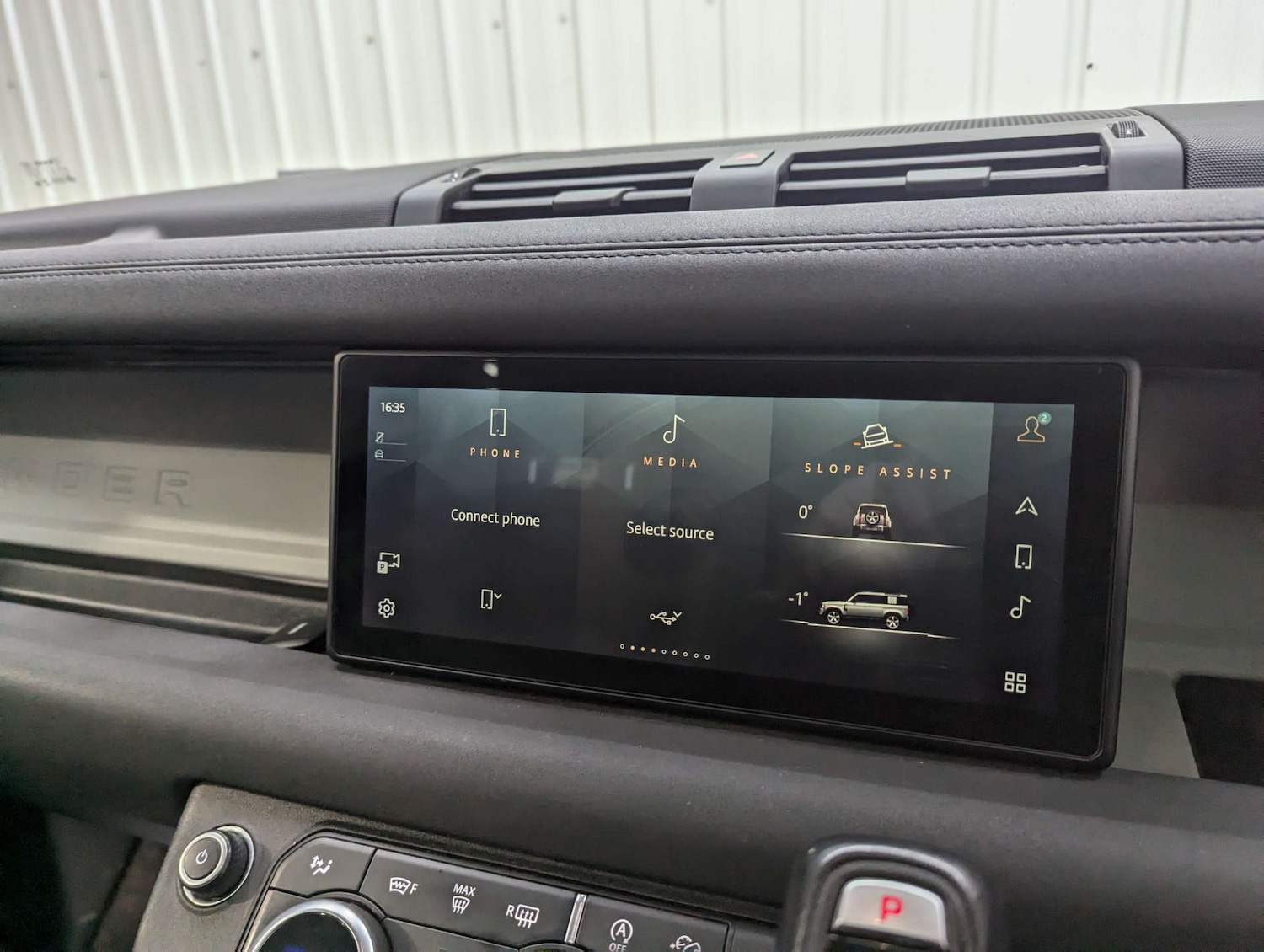 Used Land Rover Defender 2021 for sale - 78014263: Photo 87