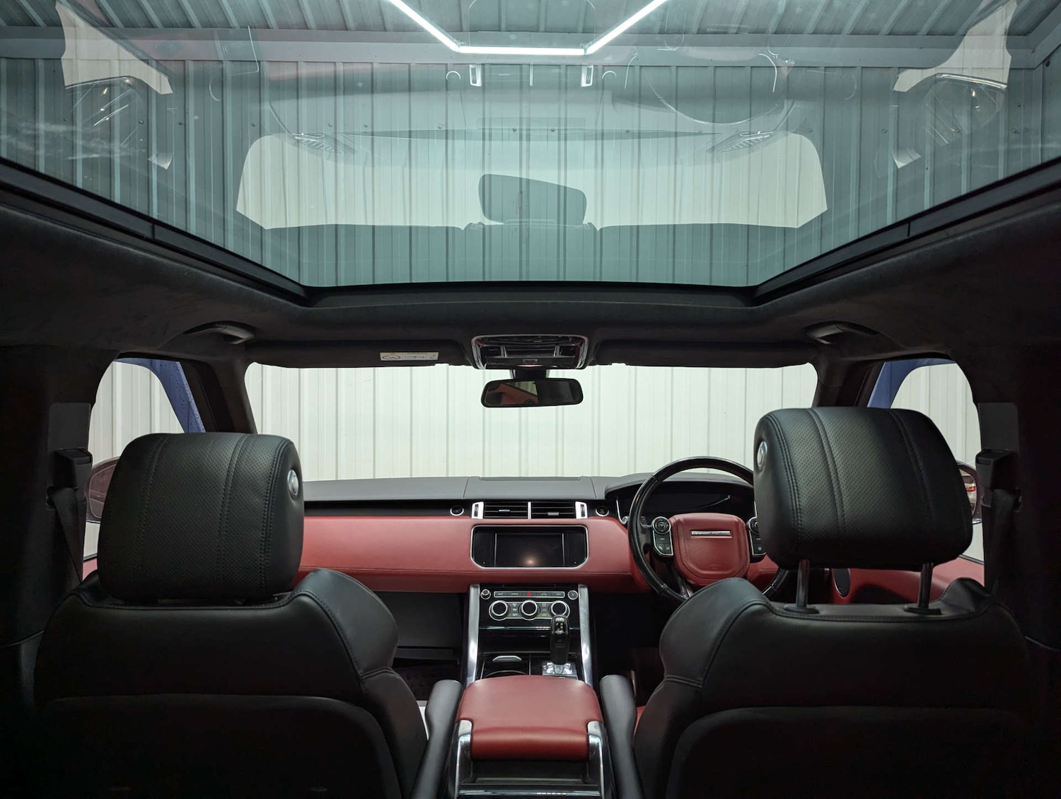 Used Land Rover Range Rover Sport 2016 for sale - 77139243: Photo 2