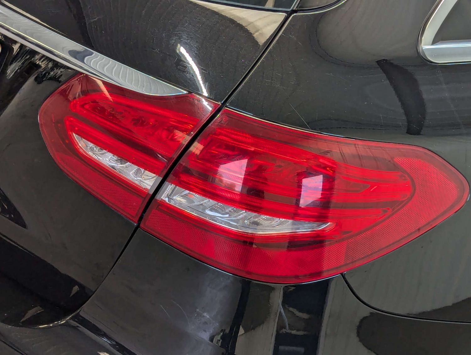 Used Mercedes-Benz C Class 2014 for sale - 76347359: Photo 43