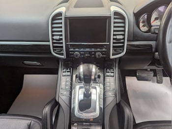 Used Porsche Cayenne 2016 for sale - 79254594: Photo