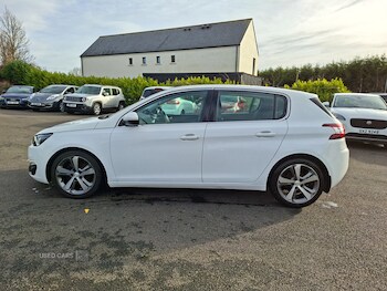 Used Peugeot 308 2014 for sale - 77587617: Photo