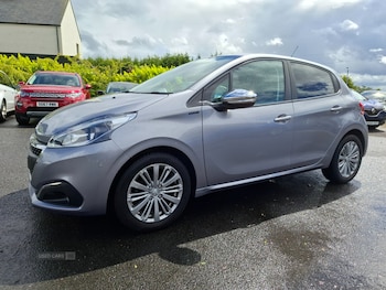 Used Peugeot 208 2019 for sale - 79485241: Photo