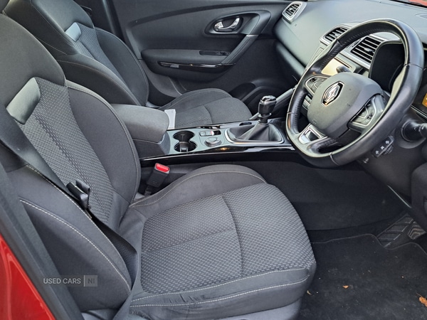 Used Renault Kadjar 2016 for sale - 76585882: Photo 2