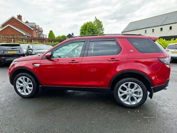 Used Land Rover Discovery Sport 2017 for sale - 78810775: Photo