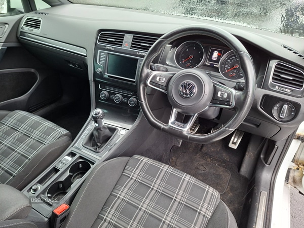 Used Volkswagen Golf 2016 for sale - 77292350: Photo 12