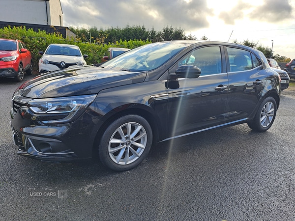 Used Renault Megane 2017 for sale - 76513961: Photo 3