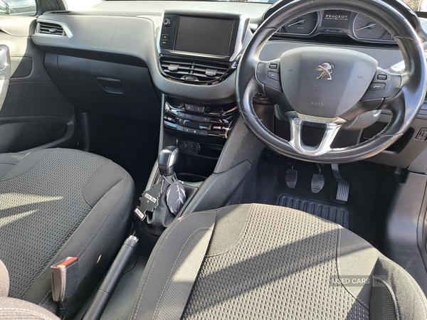 Used Peugeot 208 2019 for sale - 76032922: Photo 13