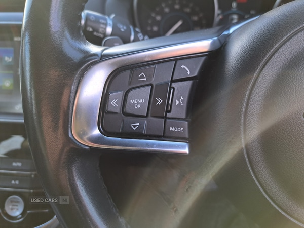 Used Jaguar XE 2017 for sale - 76825369: Photo 10