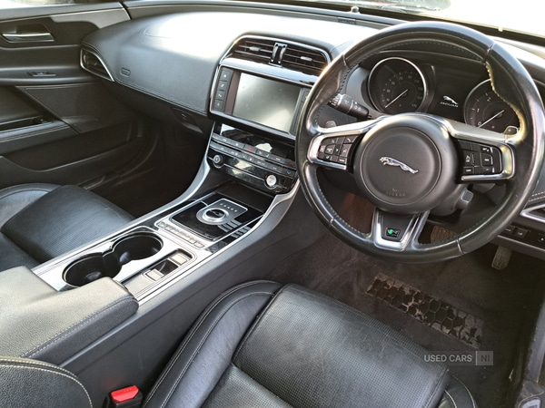 Used Jaguar XE 2017 for sale - 76825369: Photo 17