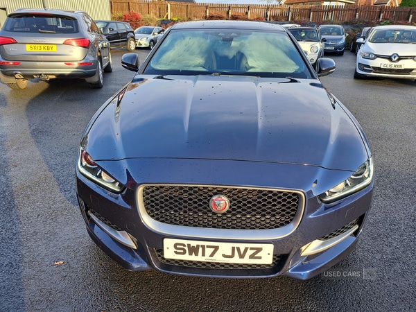 Used Jaguar XE 2017 for sale - 76825369: Photo 2