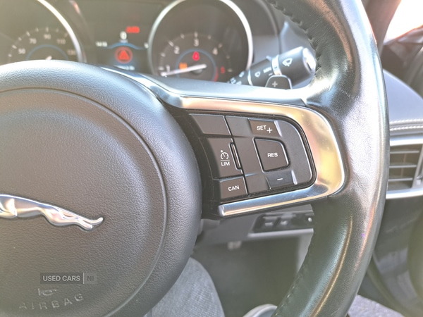 Used Jaguar XE 2017 for sale - 76825369: Photo 9